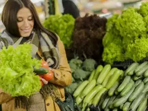 Купуваме по-скъпи домати, но по-евтини краставици