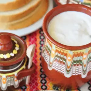 Кисело мляко
