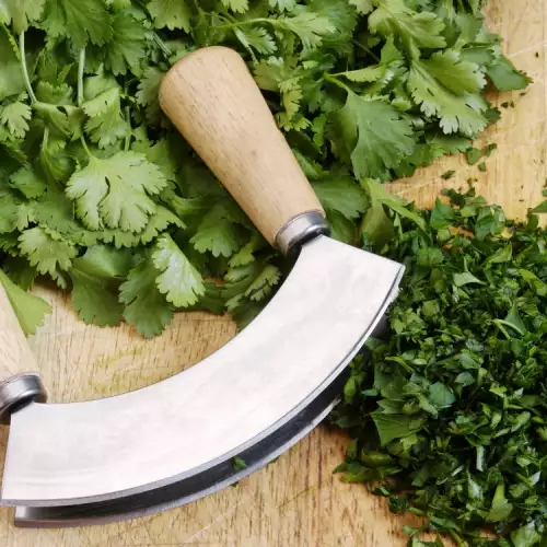 Кои зеленчуци и продукти се съчетават с кориандър?