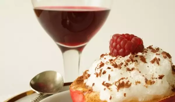 Какъв десерт върви с червено вино?