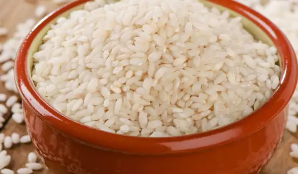 Колко калории има в белия ориз?