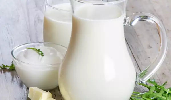 Можем ли да обезмаслим млякото в домашни условия?