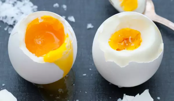 Могат ли и как се варят яйца на микровълнова?