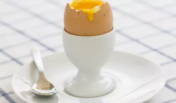 Колко калории има в едно яйце?