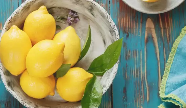 За какво се използват листата на лимона?