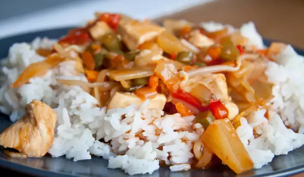 Ориз с пиле и зеленчуци