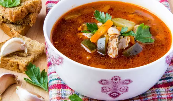 Пилешката супа трябва да съдържа тези съставки, за да пребори настинката