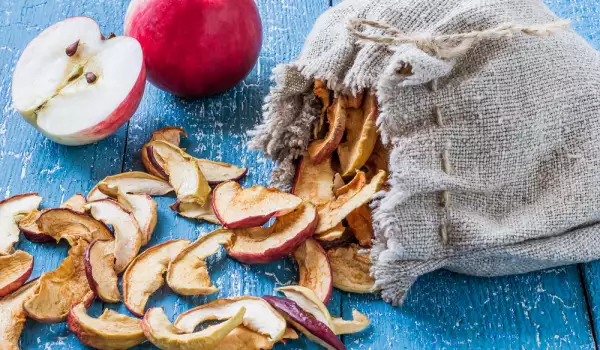 Пет начина да изсушим ябълки за зимата