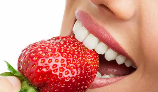 Кои са полезните за зъбния емайл храни?