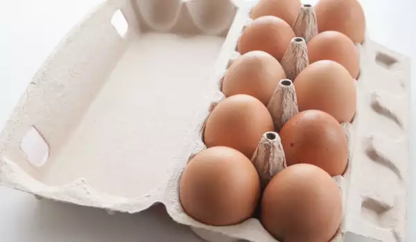 Как да разберем дали е сурово или сварено яйцето?