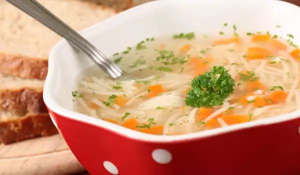 На кои супи се слага фиде?