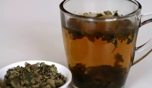 листа и чай от смокини