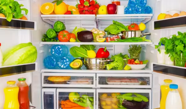 Колко време издържа приготвена салата в хладилника?