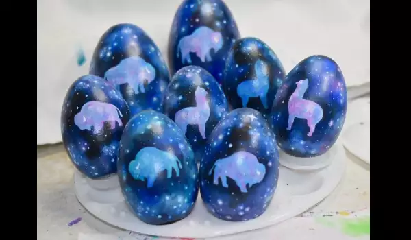 Галактическите яйца ще са хит този Великден! Ето как да ги направите