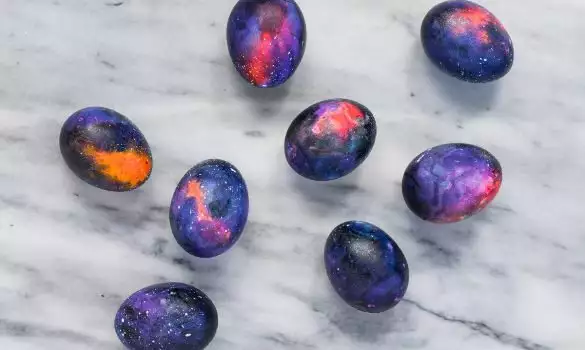 Галактическите яйца ще са хит този Великден! Ето как да ги направите