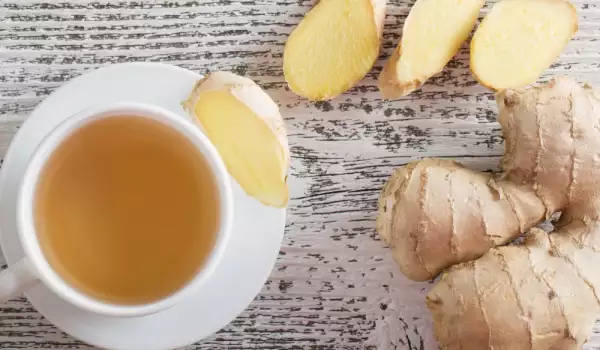 Рецептата за чай от джинджифил, която ще ви излекува