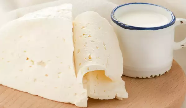 Как да направим домашно сирене стъпка по стъпка