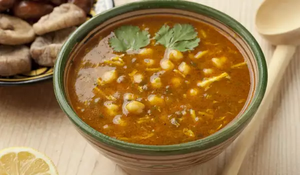 Супата за Рамадан, която помага за леки пости