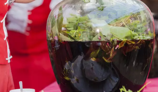 Домашни ликьори и настройки