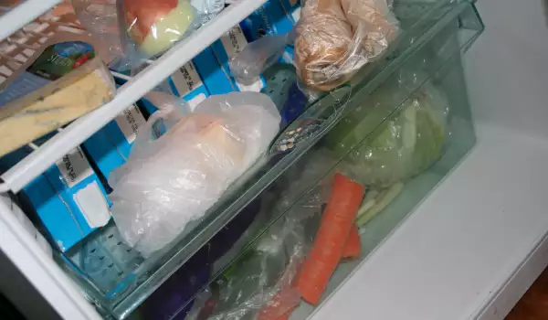 Как се отпушва дренажният отвор на хладилник?