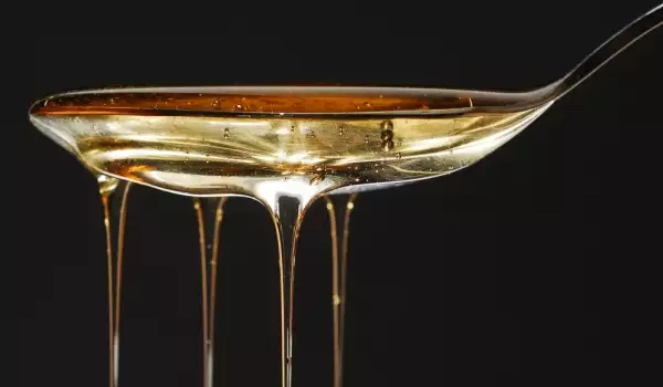 Нечувано: Окриха мед, който причинява рак