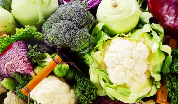 кръстоцветните зеленчуци са метла за стомаха