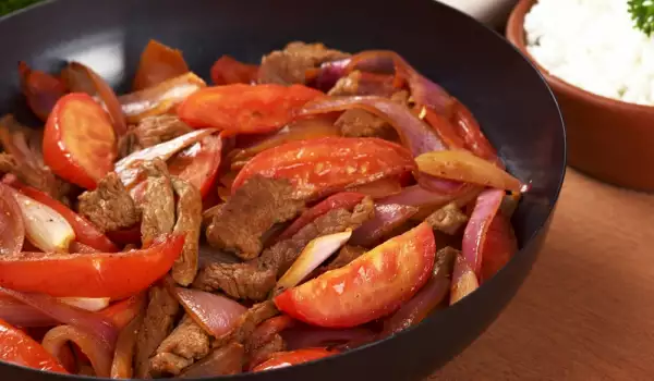 lomo saltado