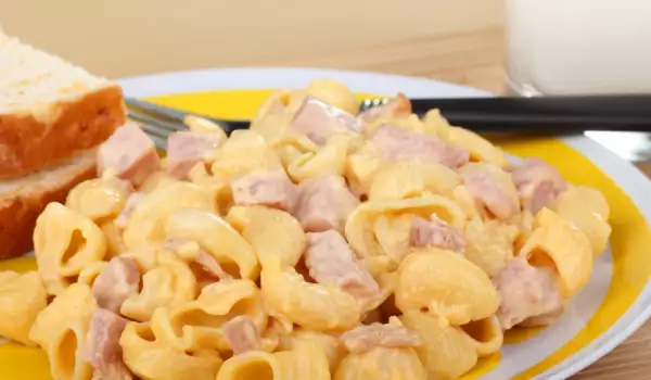 Макарони със сирене