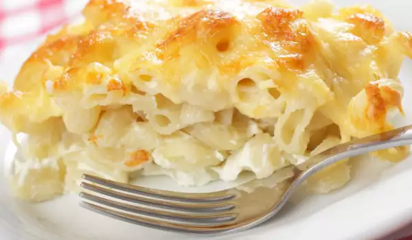 Макарони със сирене