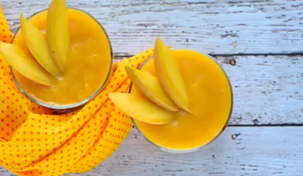Сок от манго - как да го направим и защо да го пием