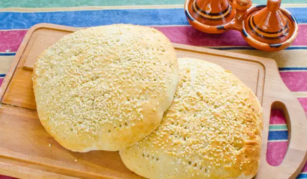 Да си направим пухкав марокански хляб