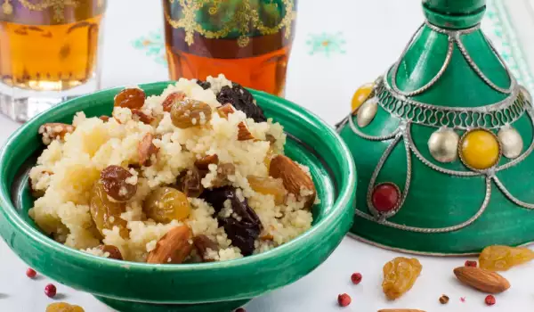 Ароматни подправки и съставки в мароканската кухня