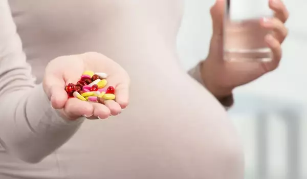 Задължителни витамини по време на бременност