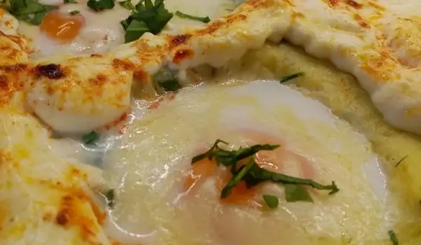 Печени картофи с яйца
