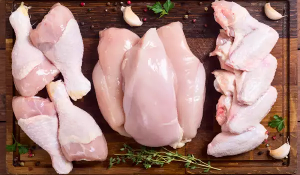 Как да размразим бързо пиле?