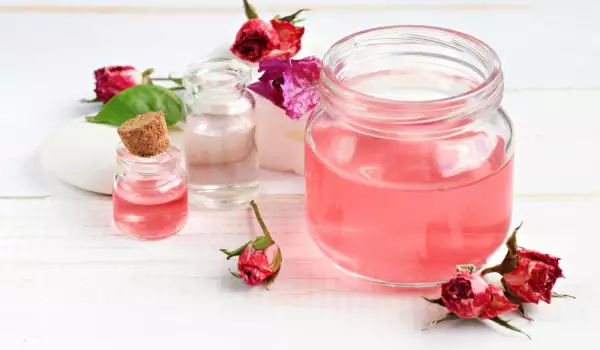 Как да си направим розова вода?