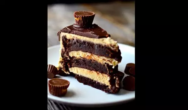 Шоколадово-фъстъчена торта без брашно