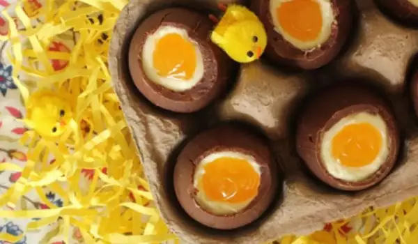 Чийзкейк в шоколадови яйца