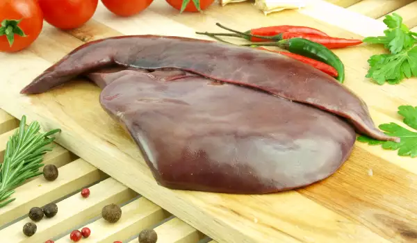 Полезно ли е да се яде свински черен дроб?