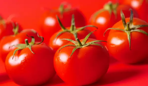 Отровни домати