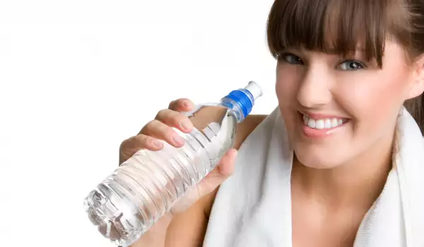 Пиене на вода