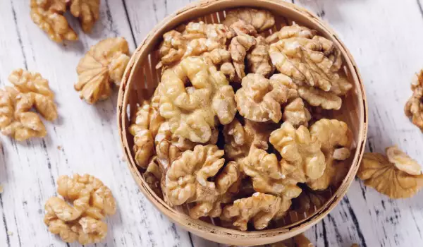 Какво може да излекувате, ако хапвате редовно орехи