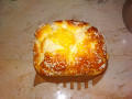 Питка с масло и сирене в хлебопекарна