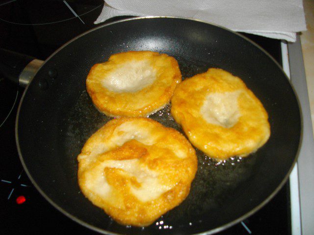 Традиционна българска закуска