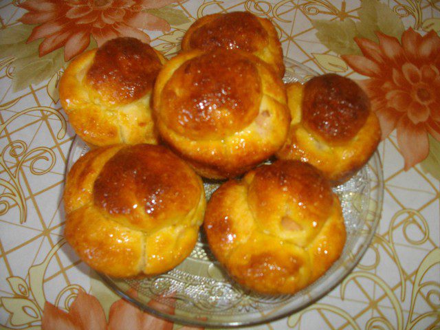 Ароматни хлебчета с портокалов крем