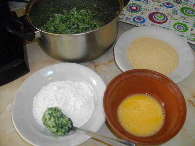 Кюфтенца с ориз и коприва на фурна