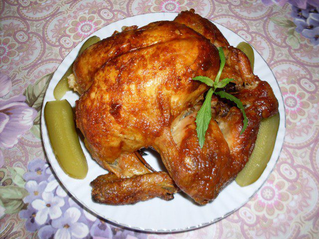 Уникално печено пиле в тенекия