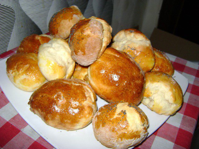 Пухкави хлебчета с извара