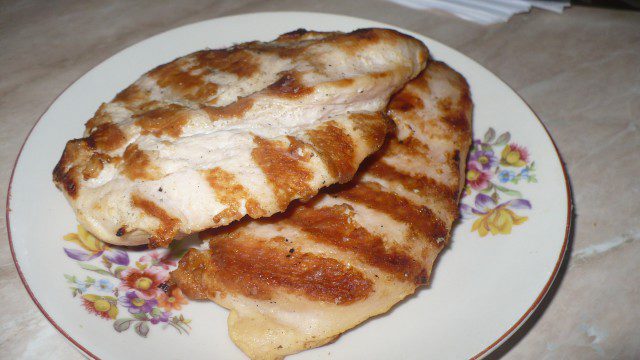 Пилешко филе в прясно мляко на скара