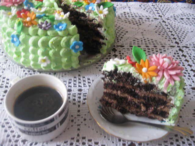 Шоколадова торта Пролет